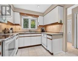 8 - 2136 Old Lakeshore Road, Burlington, ON L7R1A3 Photo 12