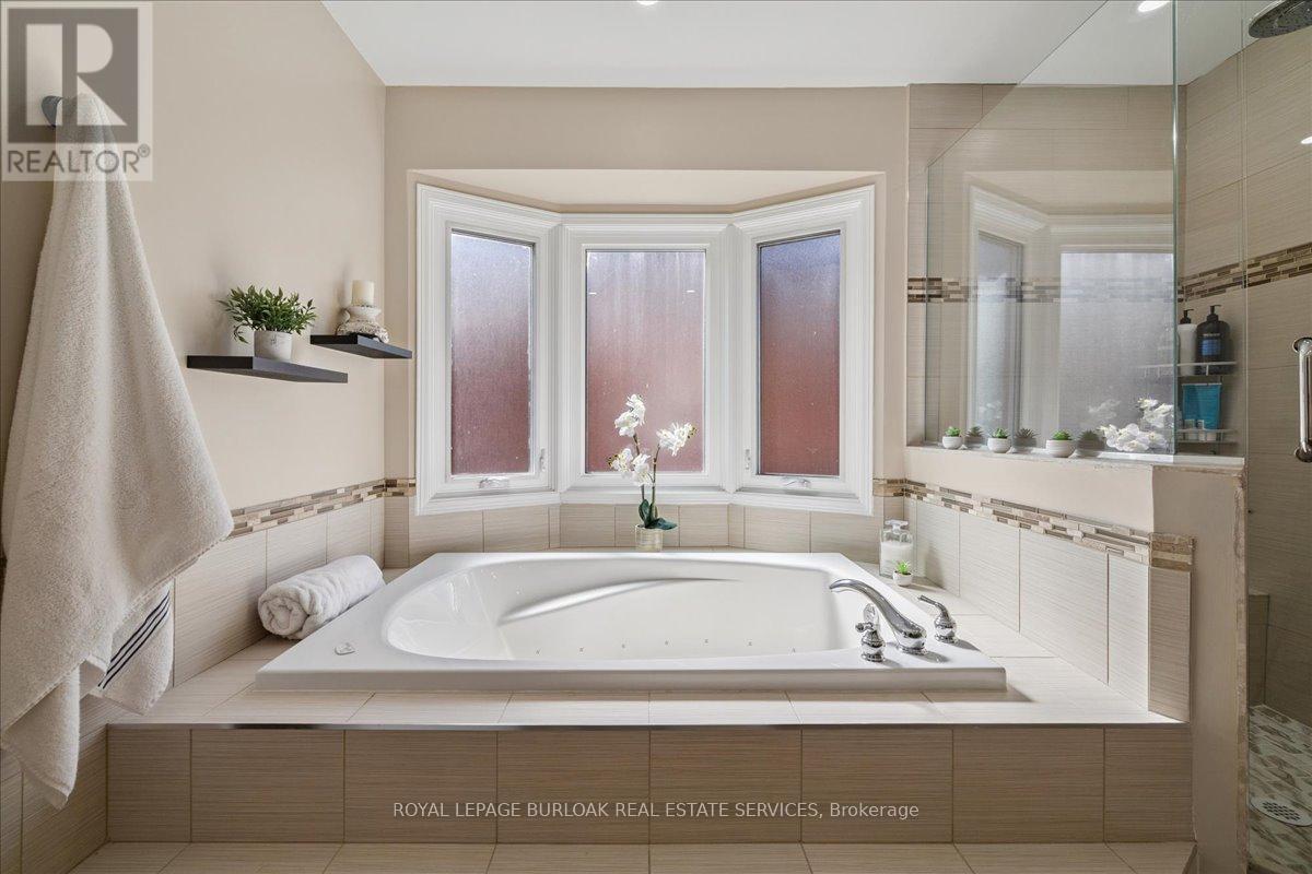 44 SUNVALE PLACE - Image 30