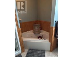 30 Sixth Street, Smooth Rock Falls, ON P0L2B0 Photo 10