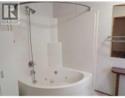 211 Railway Avenue, Coaldale, AB T1M0A8 Photo 16