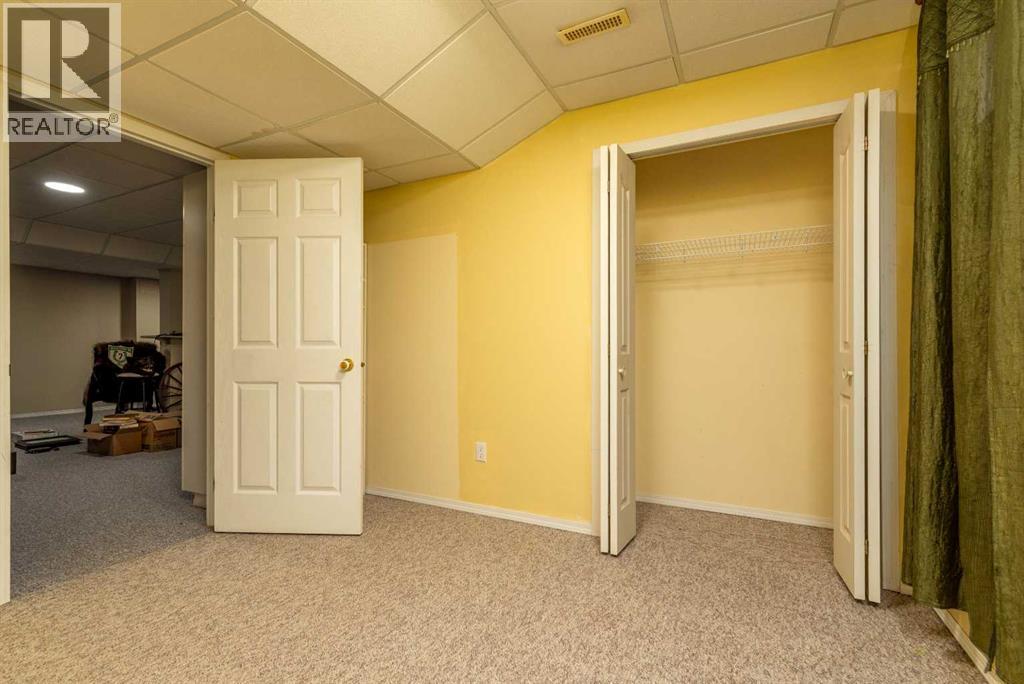5313 23 Street - Image 29