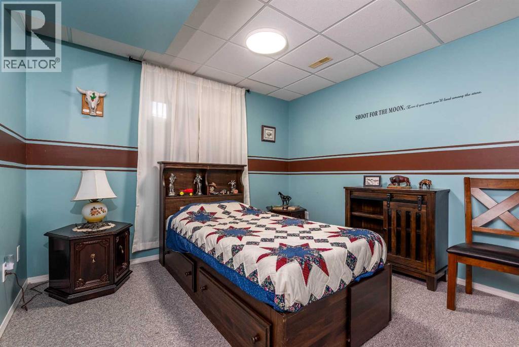 5313 23 Street - Image 30