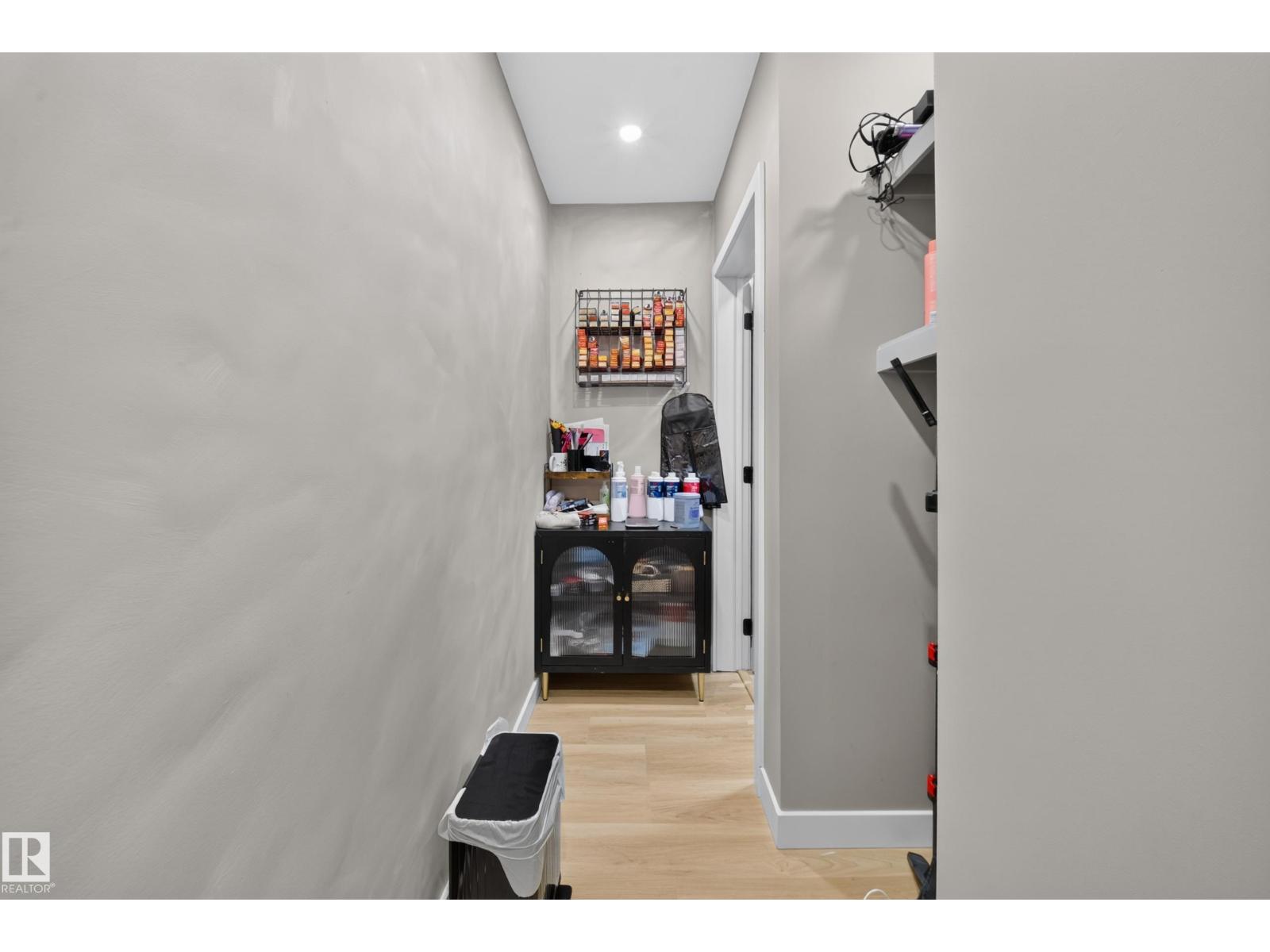 4301 38 st - Image 49