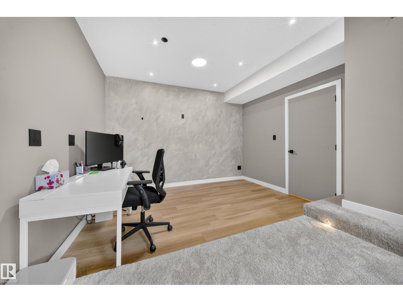 4301 38 st - 56
