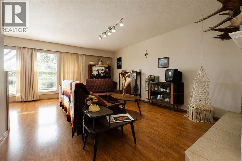 12106 95A Street - Image 3