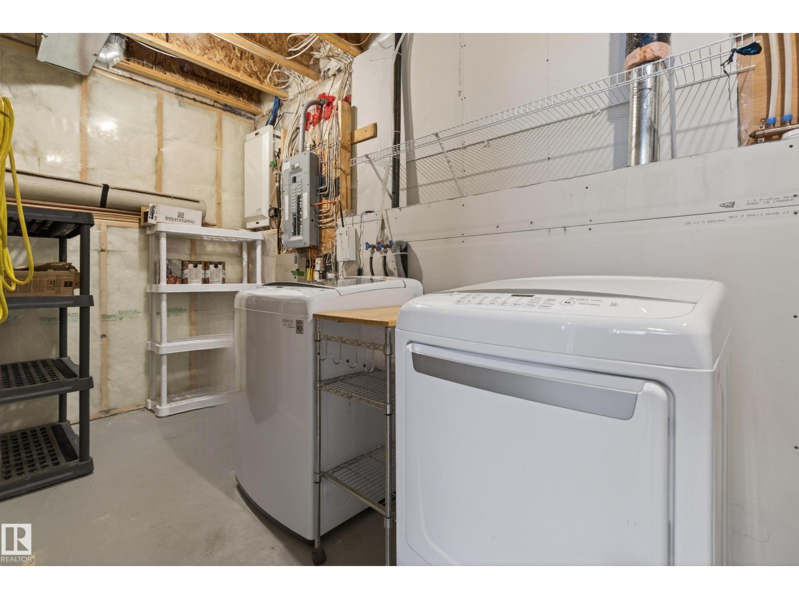 7815 14 AV SW - Image 37