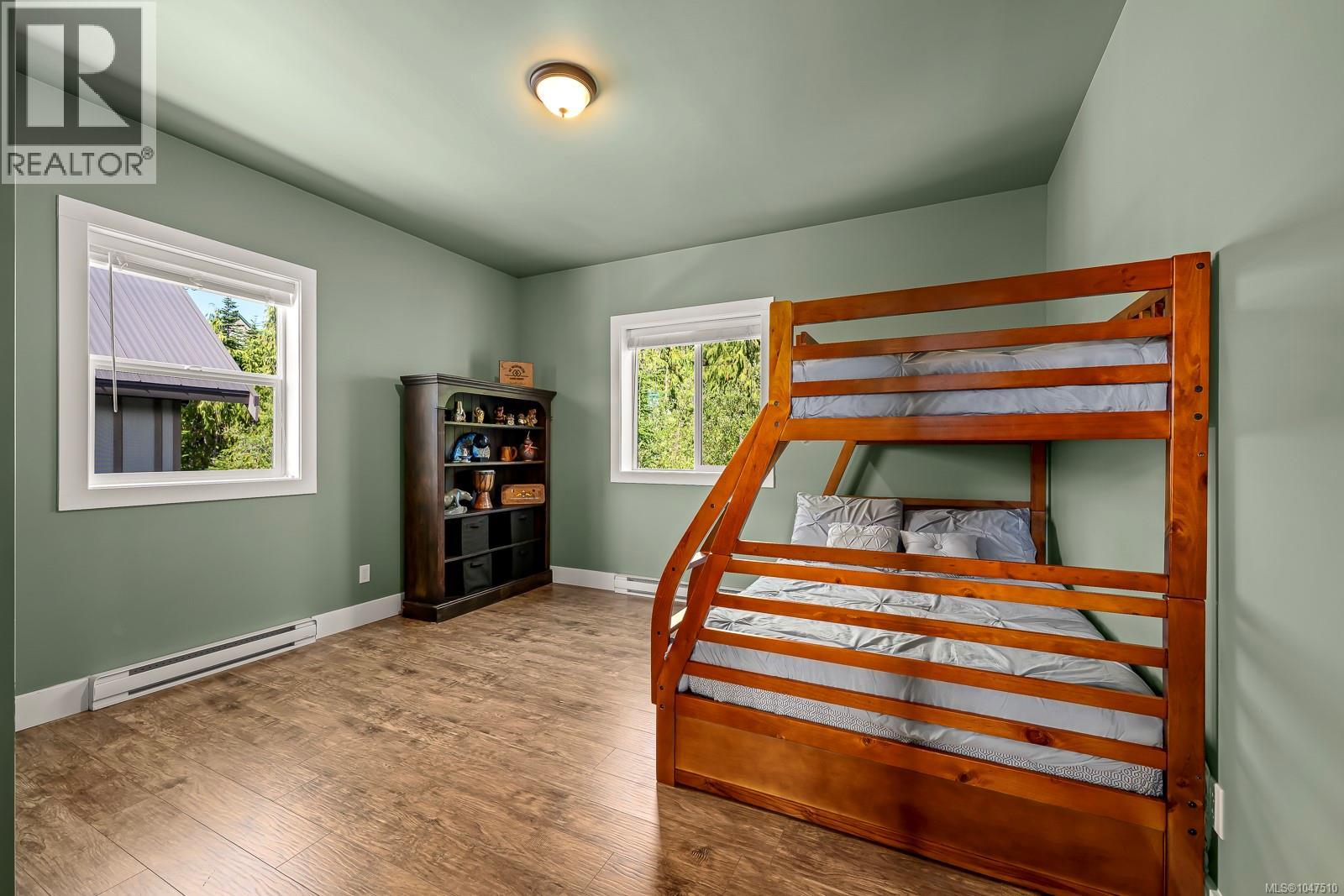 880 Cruikshank Ridge, Courtenay