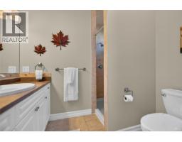 Entrance - 656 Mariner Dr, Campbell River, BC V9H1V9 Photo 23