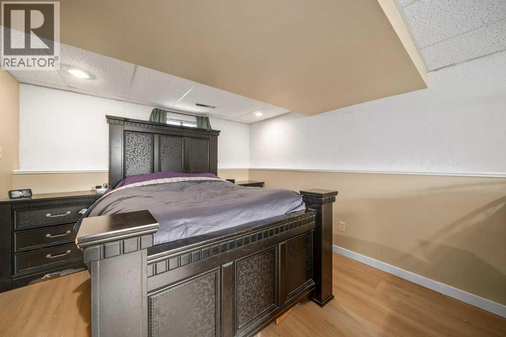130 Hull Crescent NE - Image 18