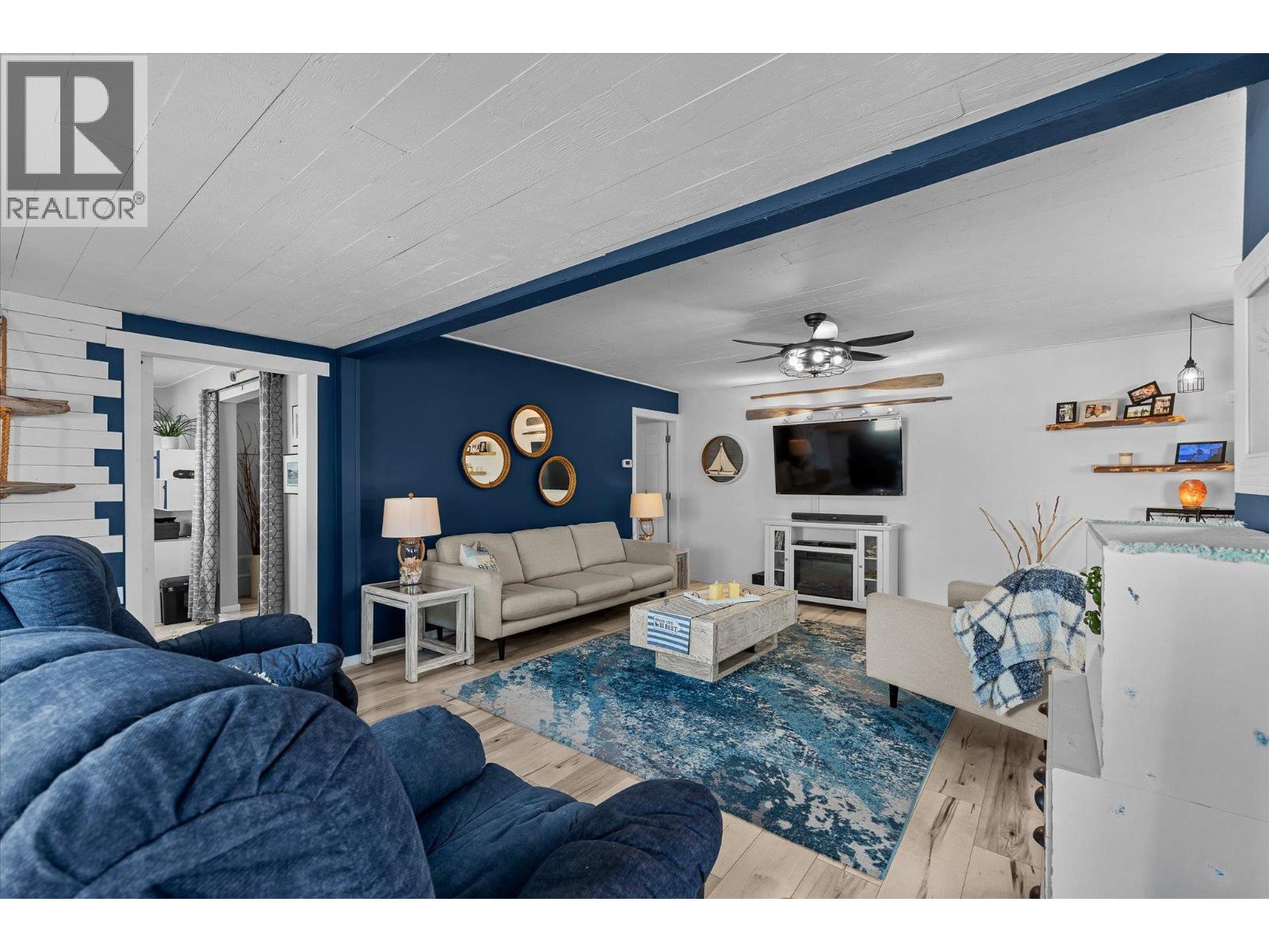 #14 2095 Boucherie Road - 12