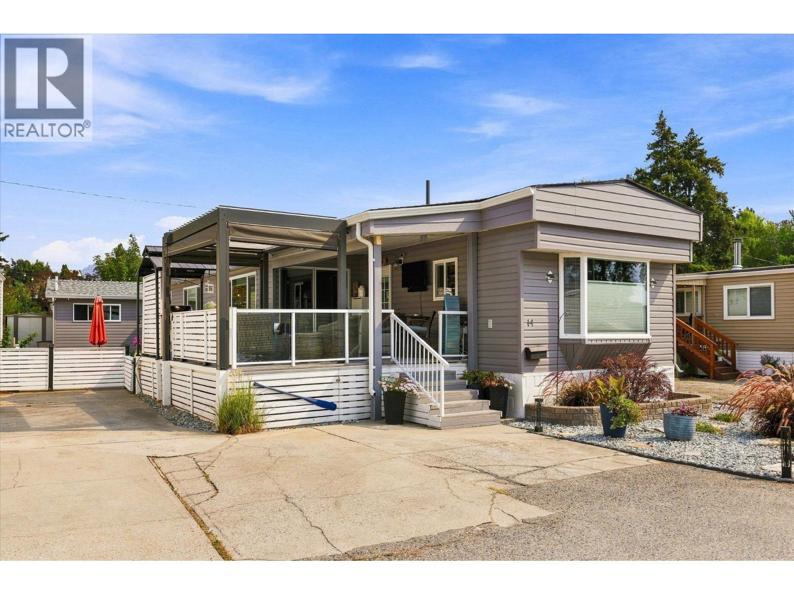 #14 2095 Boucherie Road - 3