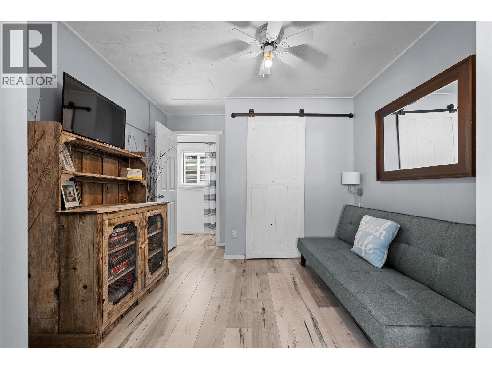 #14 2095 Boucherie Road - 19