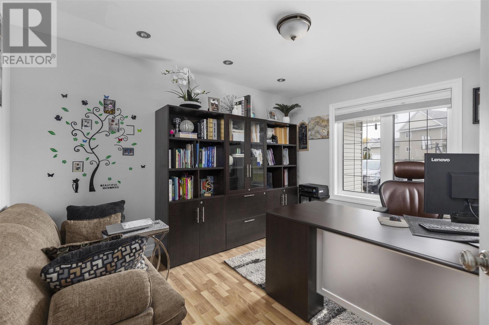 6 Millstream DR - Image 25