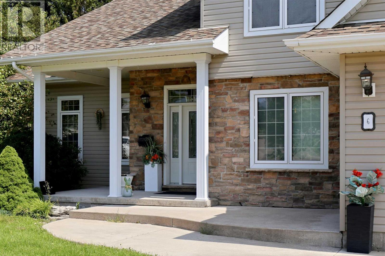6 Millstream DR - Image 3