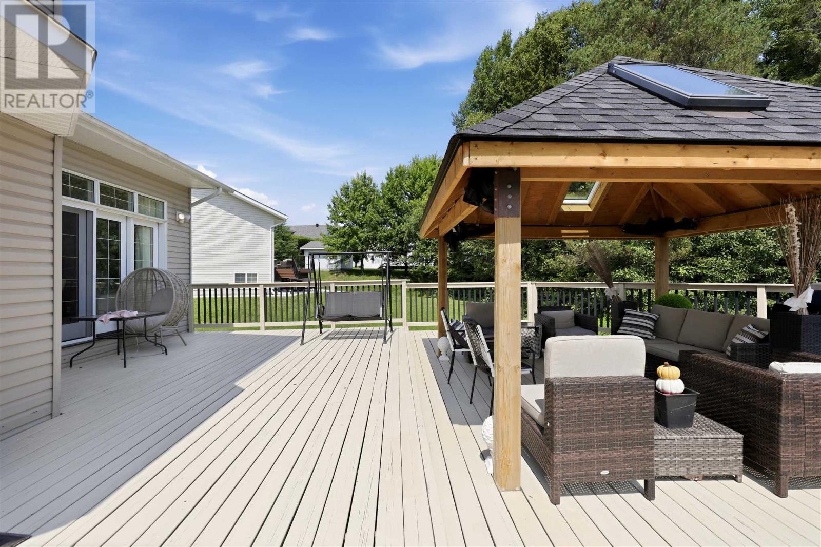 6 Millstream DR - Image 7