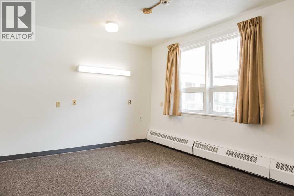 5230 44 Avenue - Image 20
