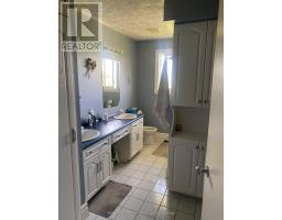 211 11 Highway, Fauquier Strickland, ON P0L1G0 Photo 11