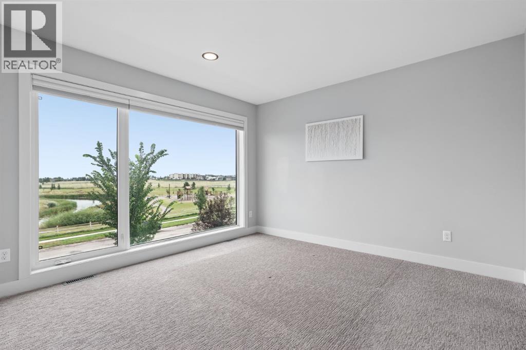 304 Grassland Boulevard W - Image 31