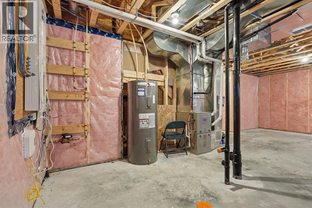 304 Grassland Boulevard W - Image 41
