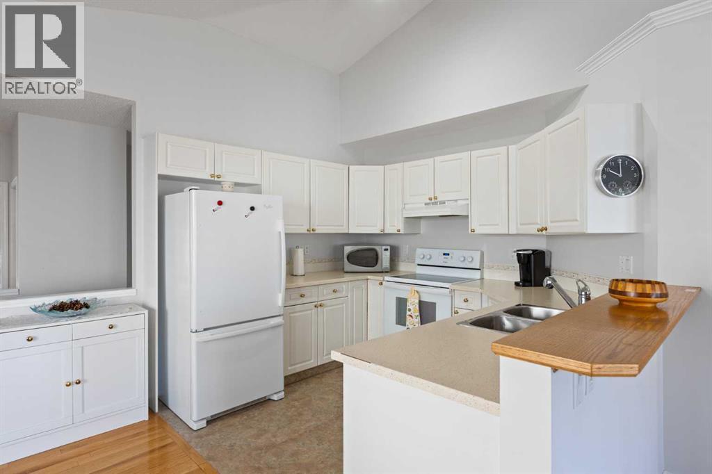 303 De Foras Close NW - Image 5