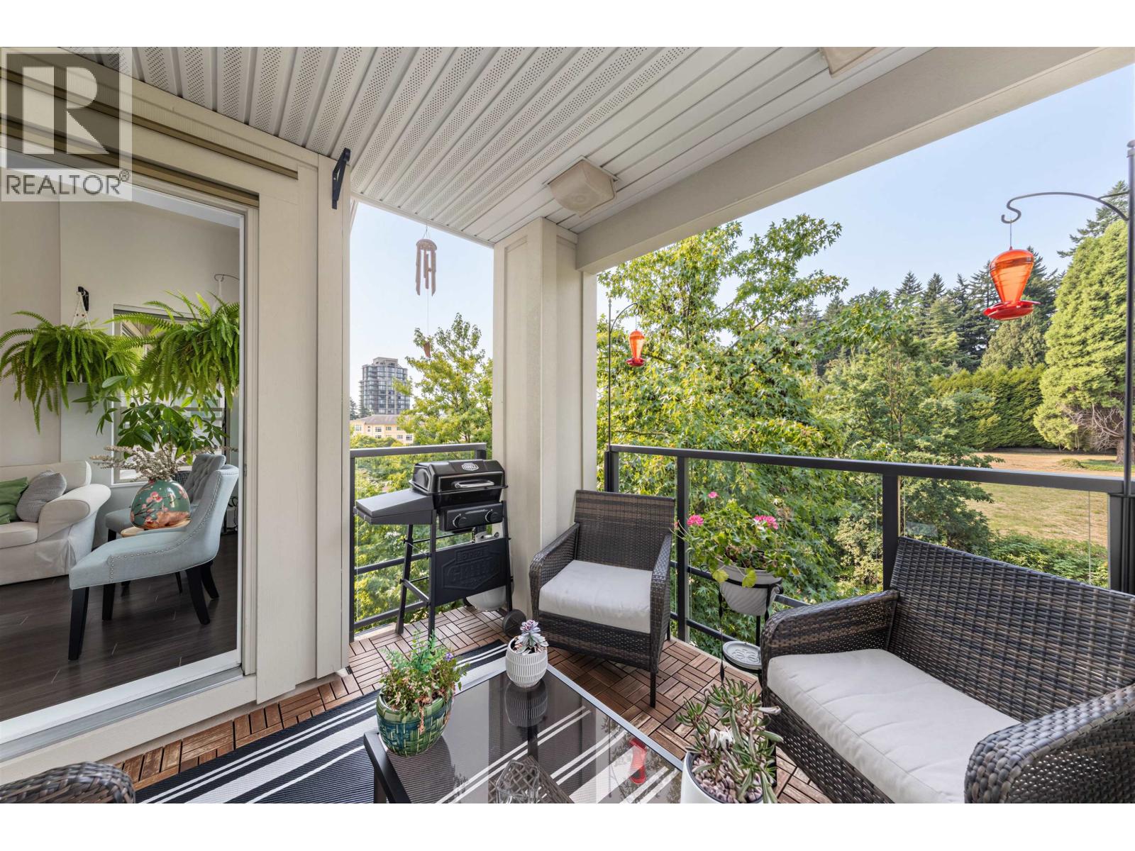 401 265 ROSS DRIVE, New Westminster