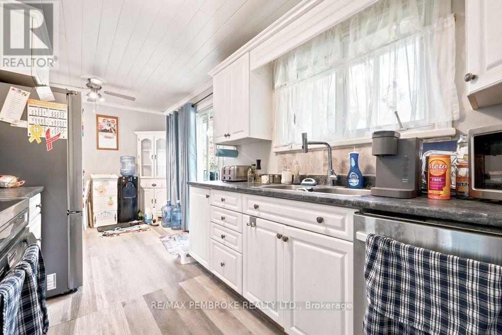 393 BIGGS ROAD - 24