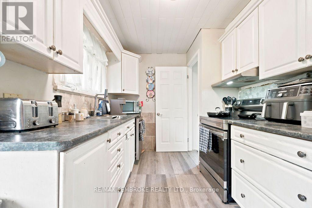 393 BIGGS ROAD - Image 25