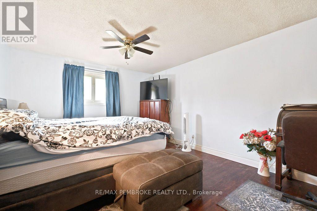 393 BIGGS ROAD - 29