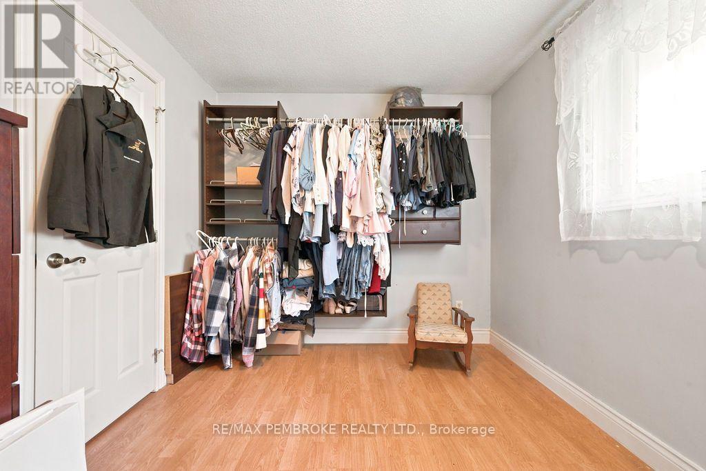 393 BIGGS ROAD - Image 32