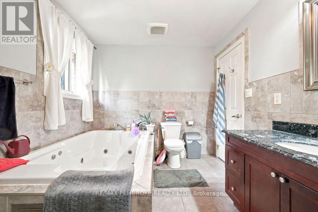 393 BIGGS ROAD - Image 33