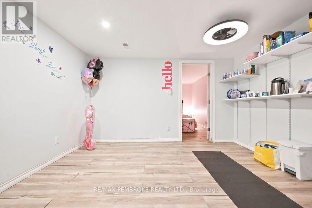 393 BIGGS ROAD - Image 42