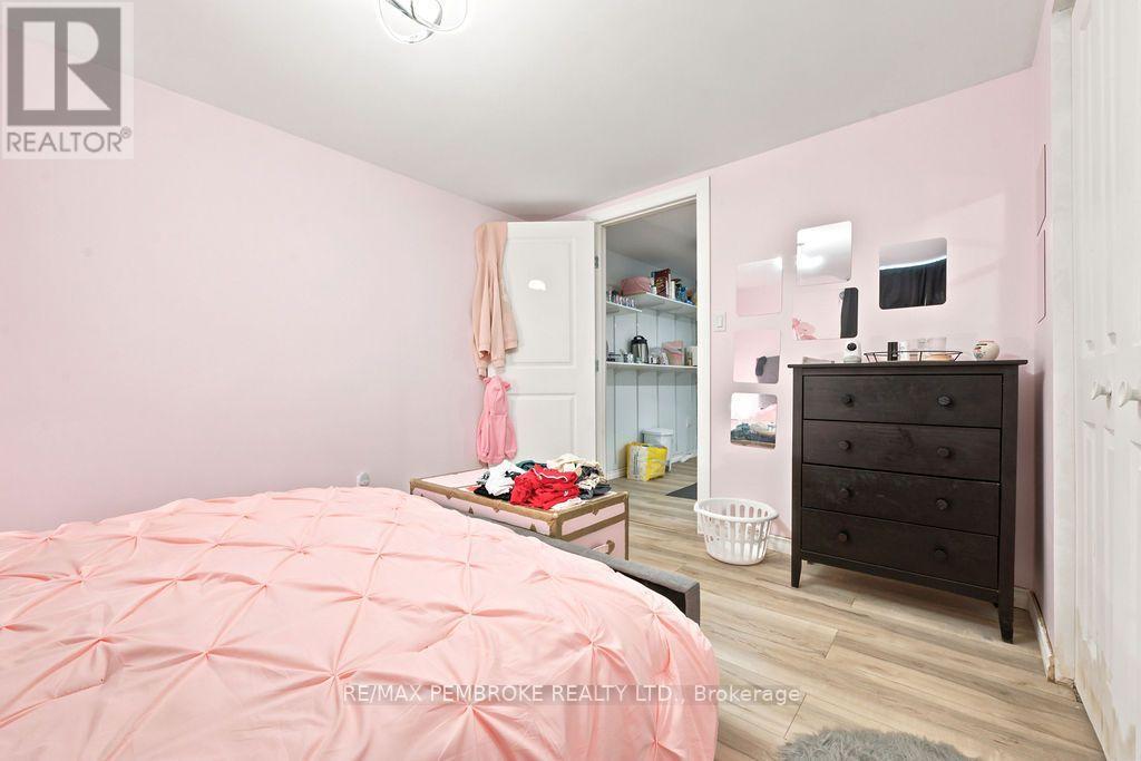 393 BIGGS ROAD - Image 45