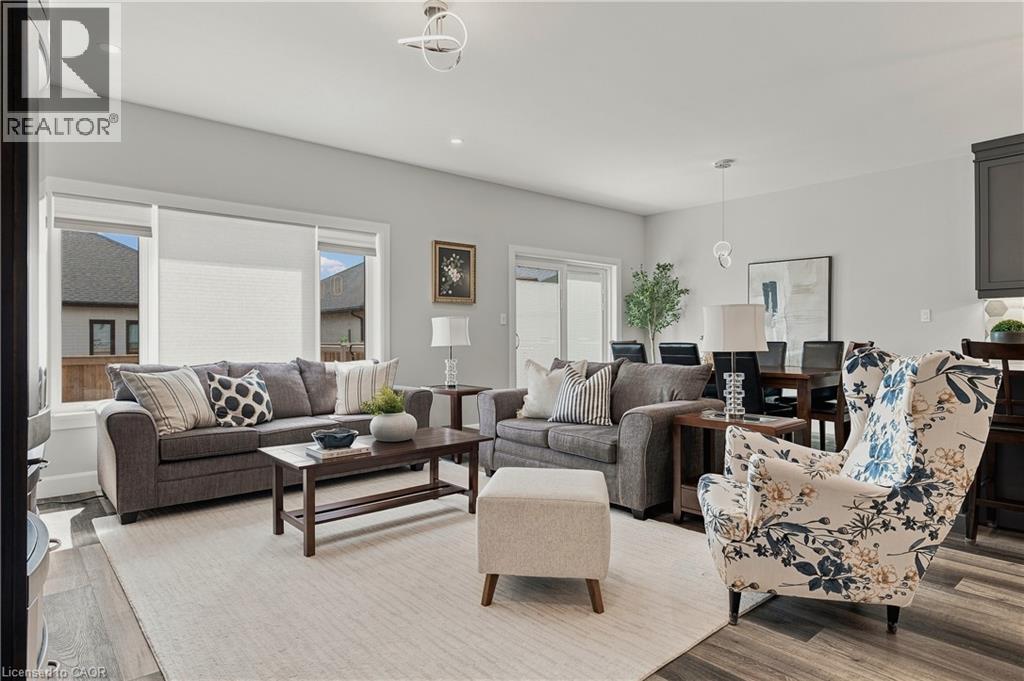 1070 EVANS Street W - Image 15