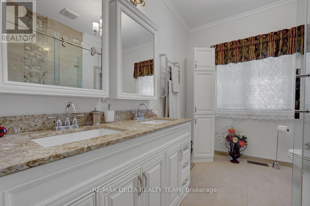 1032 VALIN STREET - 22