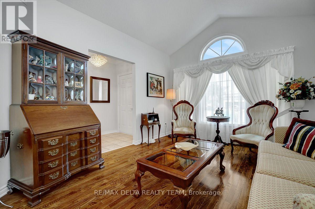 1032 VALIN STREET - Image 8