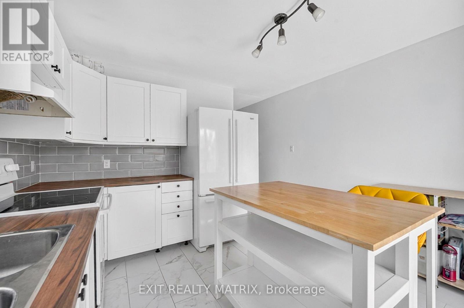 239 STIVER STREET - Image 10