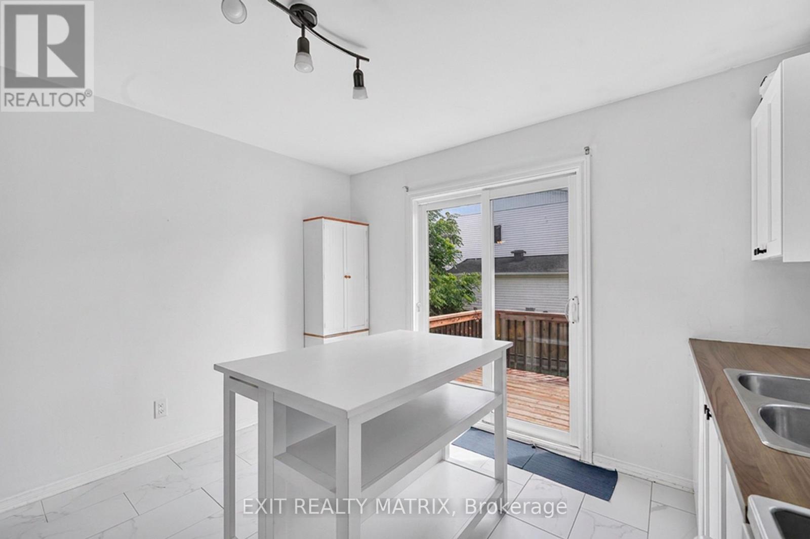 239 STIVER STREET - Image 11