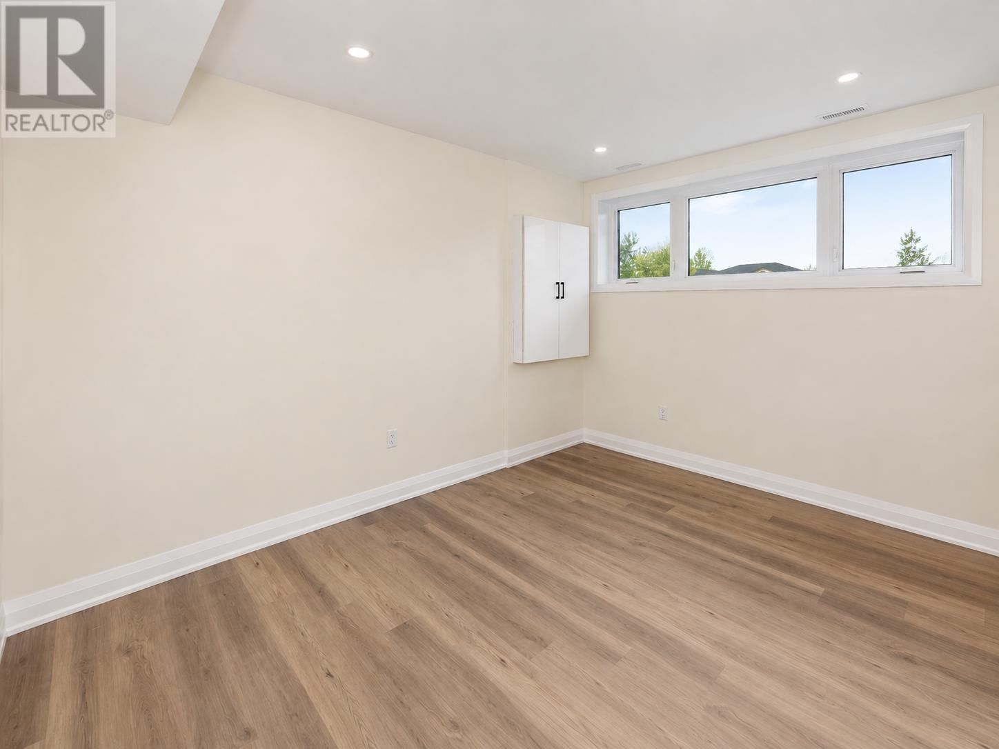 3435 King George's Park DR - Image 36