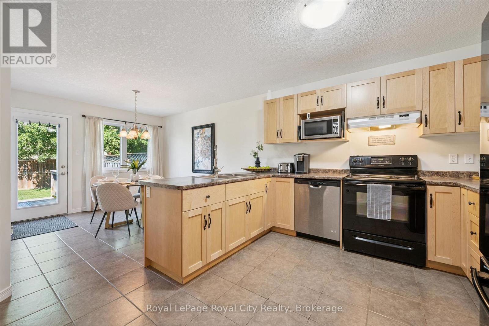 105 SPENCER DRIVE - Image 10