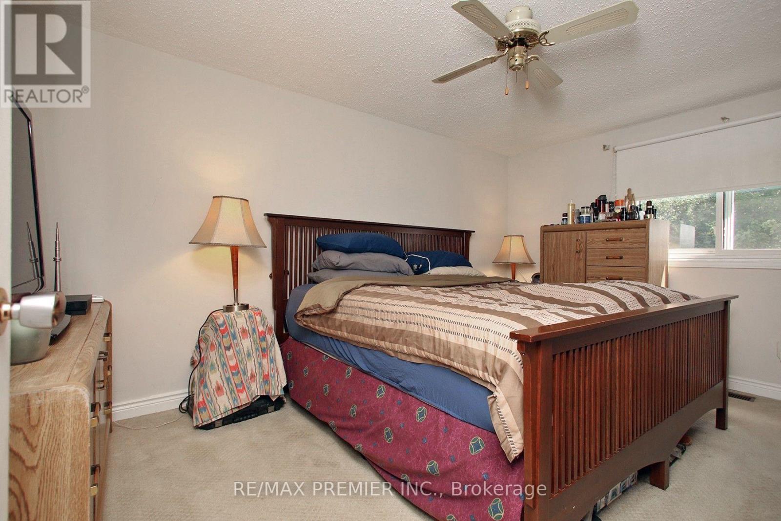 72 HOMEFIELD SQUARE - 17