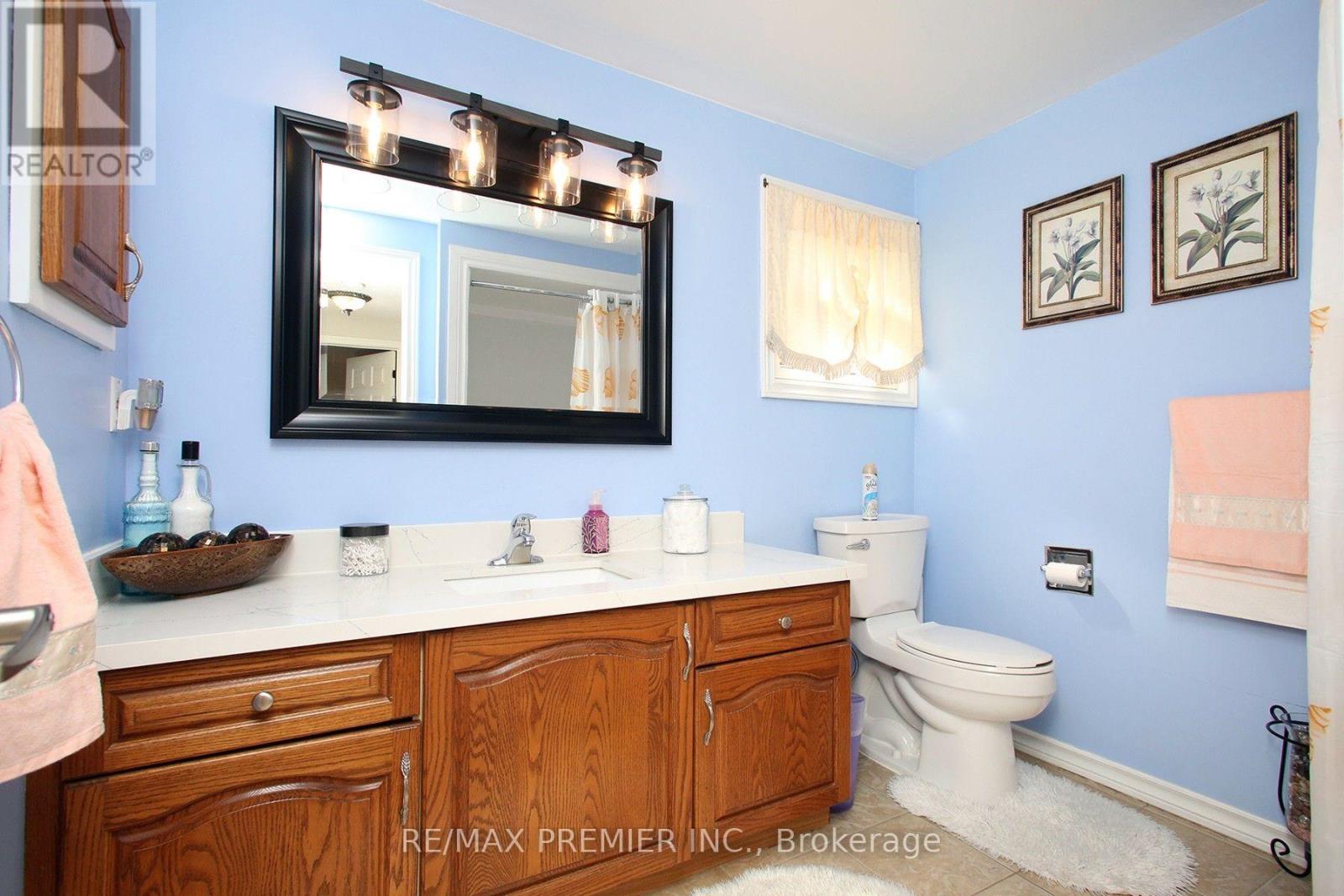 72 HOMEFIELD SQUARE - Image 19