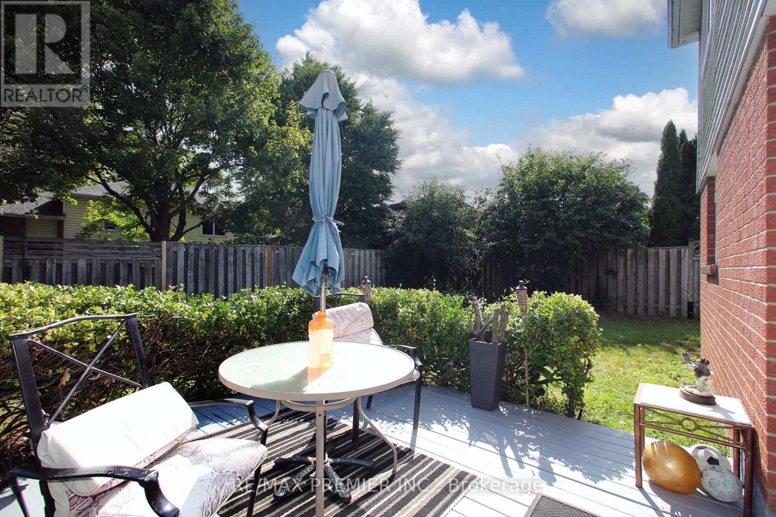72 HOMEFIELD SQUARE - Image 26