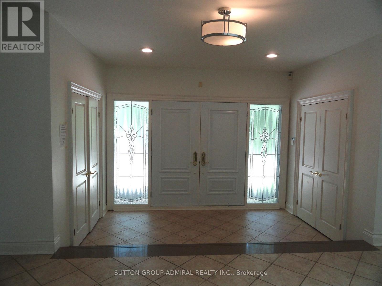 48 MEADOWCLIFFE DRIVE - 10