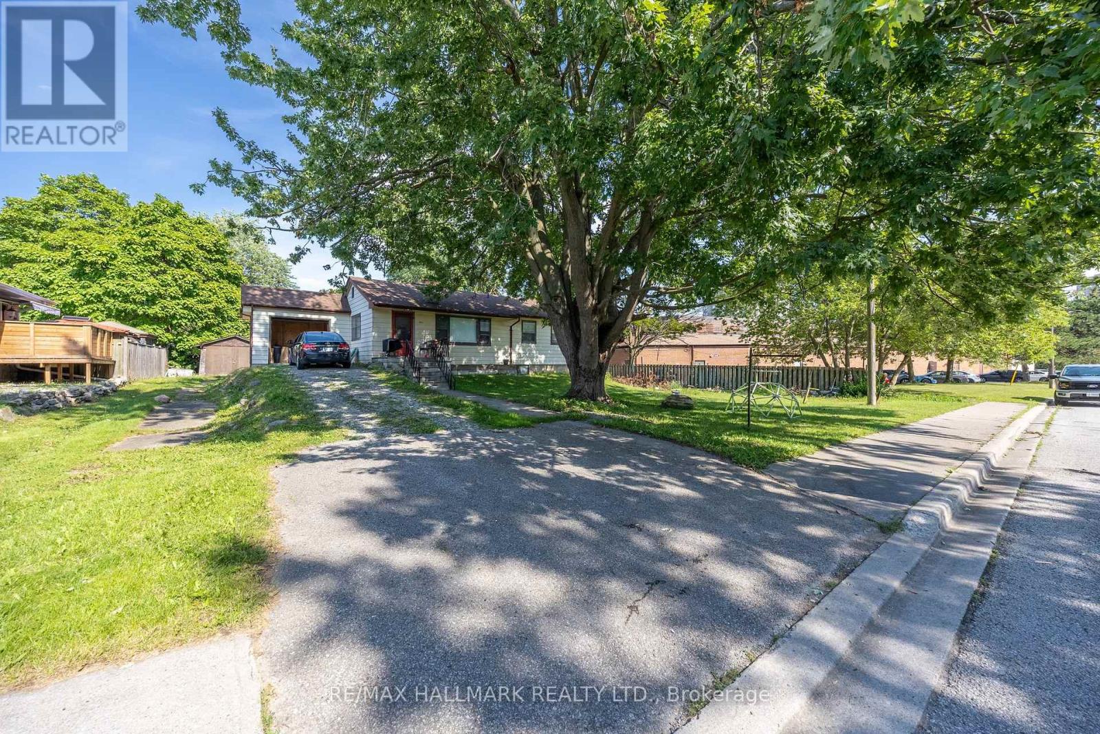 1911 GLENVIEW ROAD - 1