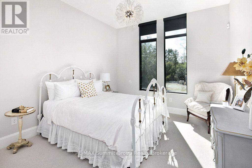 101 DEER LANE - 20