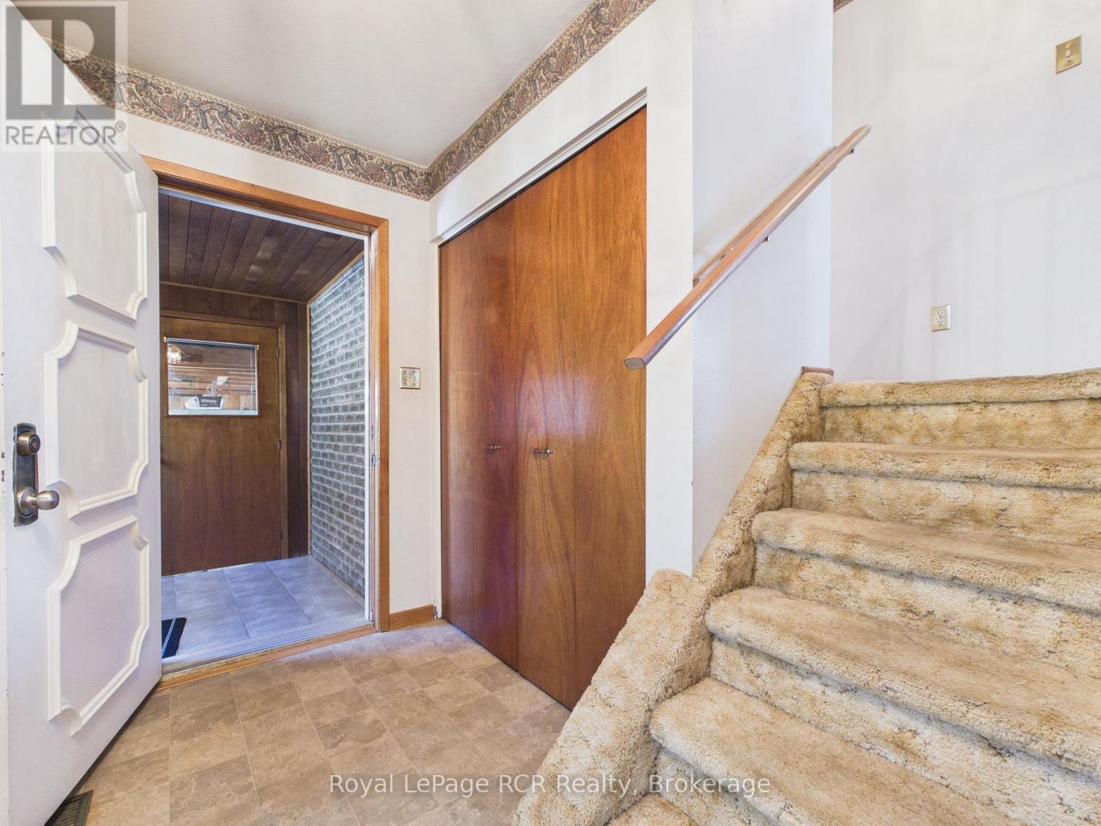 693 MACYOUNG DRIVE - 7