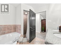 4 Lister Drive, Barrie, ON L4N0L5 Photo 16