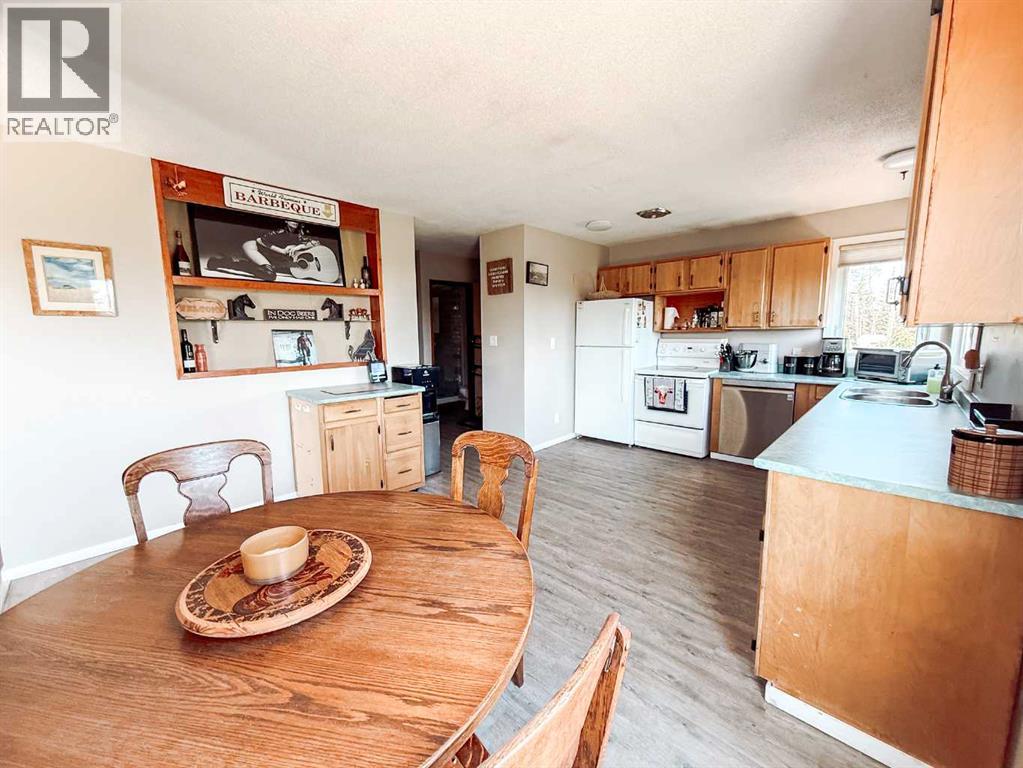 80102 Hwy 725 - Image 19