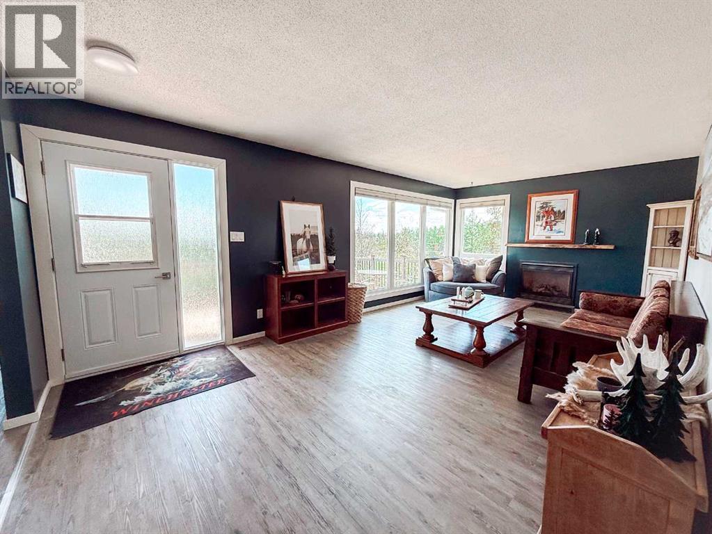 80102 Hwy 725 - Image 7