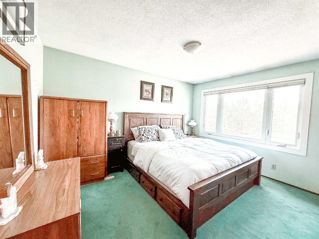 80102 Hwy 725 - Image 20